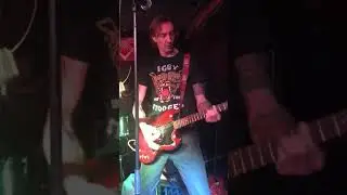 Dirtshakes- I guess I&rsquo;m not cool enough for you (Problematics Cover) 30.11.2019 K&ouml;ln Tsunami