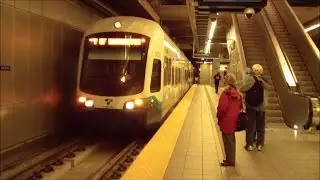 Seattle: Sound Transit: Central Link Light Rail Trains at Capitol Hill Station