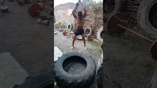 tyre and hammer 🥵 boom hard workout #fullbodyworkout #tyre #workout #asiffitness #bodybuilder