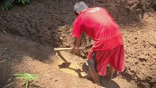 Off-Grid Farming: Managing Water Flow for Optimal Growth _FarmersLife _Shorts