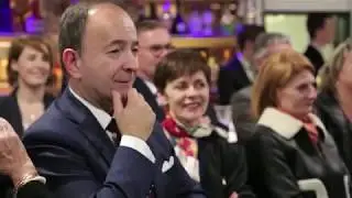 Ma&icirc;tre d'H&ocirc;tel -  Un des Meilleurs Ouvriers de France