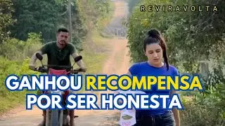 VENDEDORA ganhou uma GRANDE RECOMPENSA por ser HONESTA