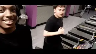 FIRST TIME AT THE GYM W/ @Alexek15  | VLOG 1