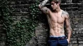 Annaliese Dayes interviews TOWIE'S Danny O - Clothes Show TV