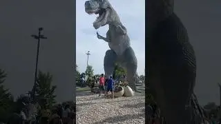 #Dinosaur Adventure Golf # kids fun#Niagara Falls # canada 🙂🙂