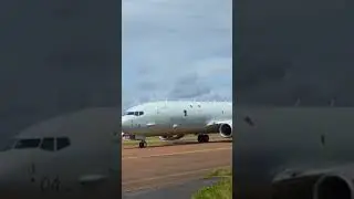 P8 Poseidon taxiing #shorts #aviation #airforce