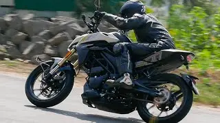 Keeway K300 N Teaser