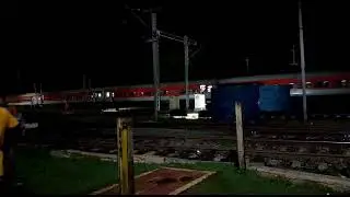 02256 kamakhya LokmanyaTilak karmabhoomi express departing chakradharpur