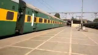 RARE VISITOR YELLOW WDG-4 12006 WITH GARIBRATH SPECIAL !!