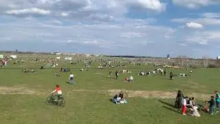 Die &bdquo;t&ouml;dliche 3. Welle 🌊&ldquo; auf dem Tempelhofer Feld am 11.04.2021