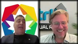 Lou Gervasi of the Canadian Franchise Association and Robert Bruski of Ctrl V Virtual Reality Arcade