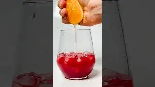 🍁 Create the ultimate cold-fighting fall drink with just two powerful seasonal fruits 🍊