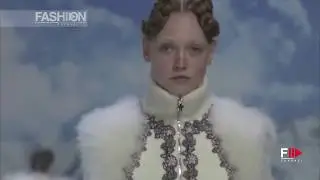 MONCLER GAMME ROUGE Full Show Fall 2016 Paris Fashion Week by Fashion Channel