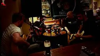 One Leg Over / Stray Cat Strutt / Cookes Bar, Galway 160618