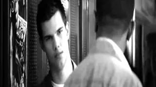 Liz Parker/Edward Cullen (A different kind of love story Part 3)