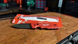 Milwaukee fast back knive - n&oacute;ż roboczy , monterski