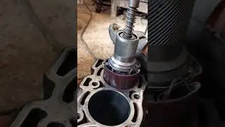 How to polishing cylinder&mdash; honing diesel engine #polish #honing #shortsfeed #foryou #shorts #yt