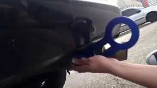 How to install a tow hook