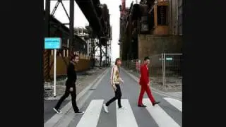 Muse/The Beatles - Starlight/Revolution