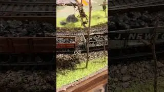 00 scale war department dean goods on a mineral train