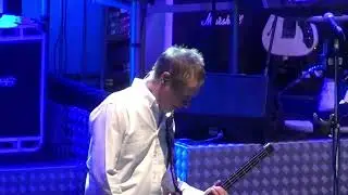 Francis Rossi falls on stage Status Quo The Waterfront Hall Belfast Feb '22 'Out Out Quoing Tour'