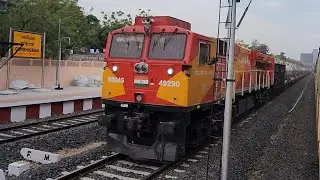 Gandhidham WDG4G (49290) Skip Gandhigram Railway Station With Superb Non Stop Honking 🔥🔥