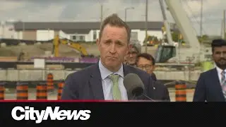 Eglinton Crosstown LRT to miss deadline, Metrolinx CEO 'hoping' for October opening