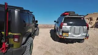 the car broke down in the desert, off-road