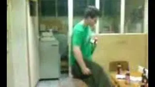 Jeroen-Lennart jumpstyle-Kantine