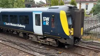 Class 444 Desiro | 444028 + 444031 | South Western Railway