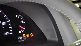 2011 | Toyota | Camry | VSC/TRAC Controls | How To by Toyota City Minneapolis MN