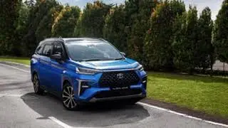 Review toyota veloz hybrid 2026 warna biru army part 2