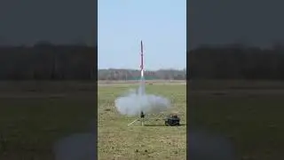 Mini DX-3 model rocket launch