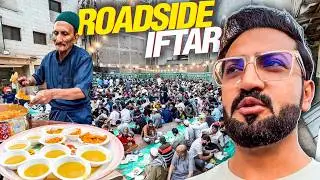 Breaking fast on the streets of Makkah | Huge Roadside IFtar in Makkah