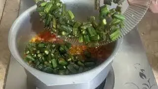 Jhat pat fry bhindi 