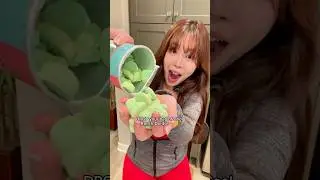Пробуем ✨МАЛАЙЗИЙСКИЕ✨ закуски от Asian Snacks! #asiansnacks #malaysnacks #snacksreview