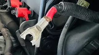How to change battery terminals negative and positivein Ford Escape 2001-2006 V6