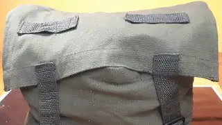 Ración MRE comida emergencia casera en bolsa militar.
