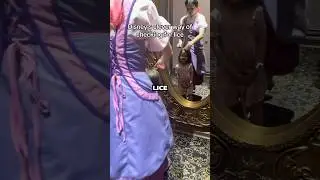 How Disney Workers Check For Lice During A Princess Hairdo! (📸: lovethelarkins) #shorts