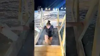part502#Brave👙Russian😱Woman Swims in#Winter❄️NoFear No Illusion Russian GirlBreaks#Winter🌊Rules🧊#Ice