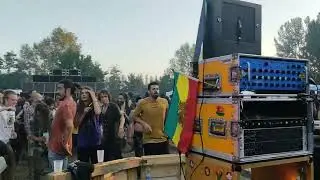 black star line sound system Zion station festival plays PON the Attack