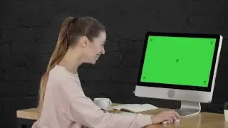 Computer With A Green Screen Stock Video