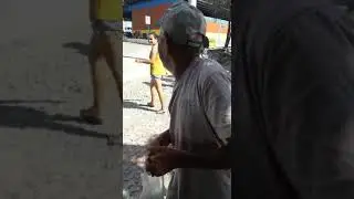 O velho mais bravo da internet