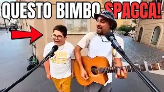 Un bambino mi ruba il microfono per cantare Volare… e spacca!