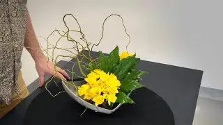 How To Make A Simple Spring Floral Design