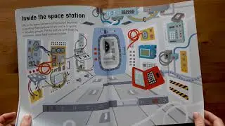 Space first sticker book - Usborne