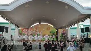 Образцовый ансамбль Феличита - Крапива - Лебеда