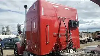 2015 PETERBILT 389 For Sale