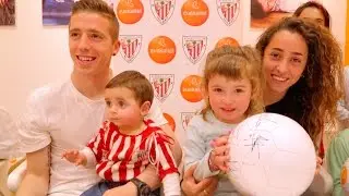 Eraso, Muniain, Ainhoa y Alazne visitan nuestra tienda de Mungia