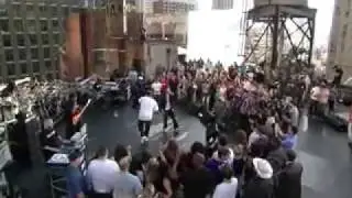 Eminem   Not Afraid вживую 240